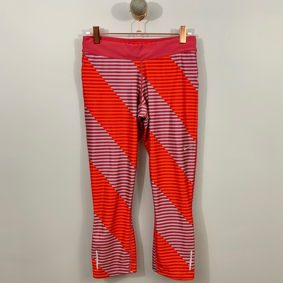 • NIKE • dri-fit cropped running pants • - Picture 2 of 8